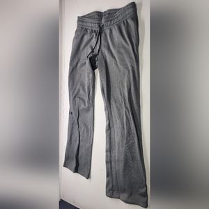 Grey Under Armour sweat pants size MD/M gray